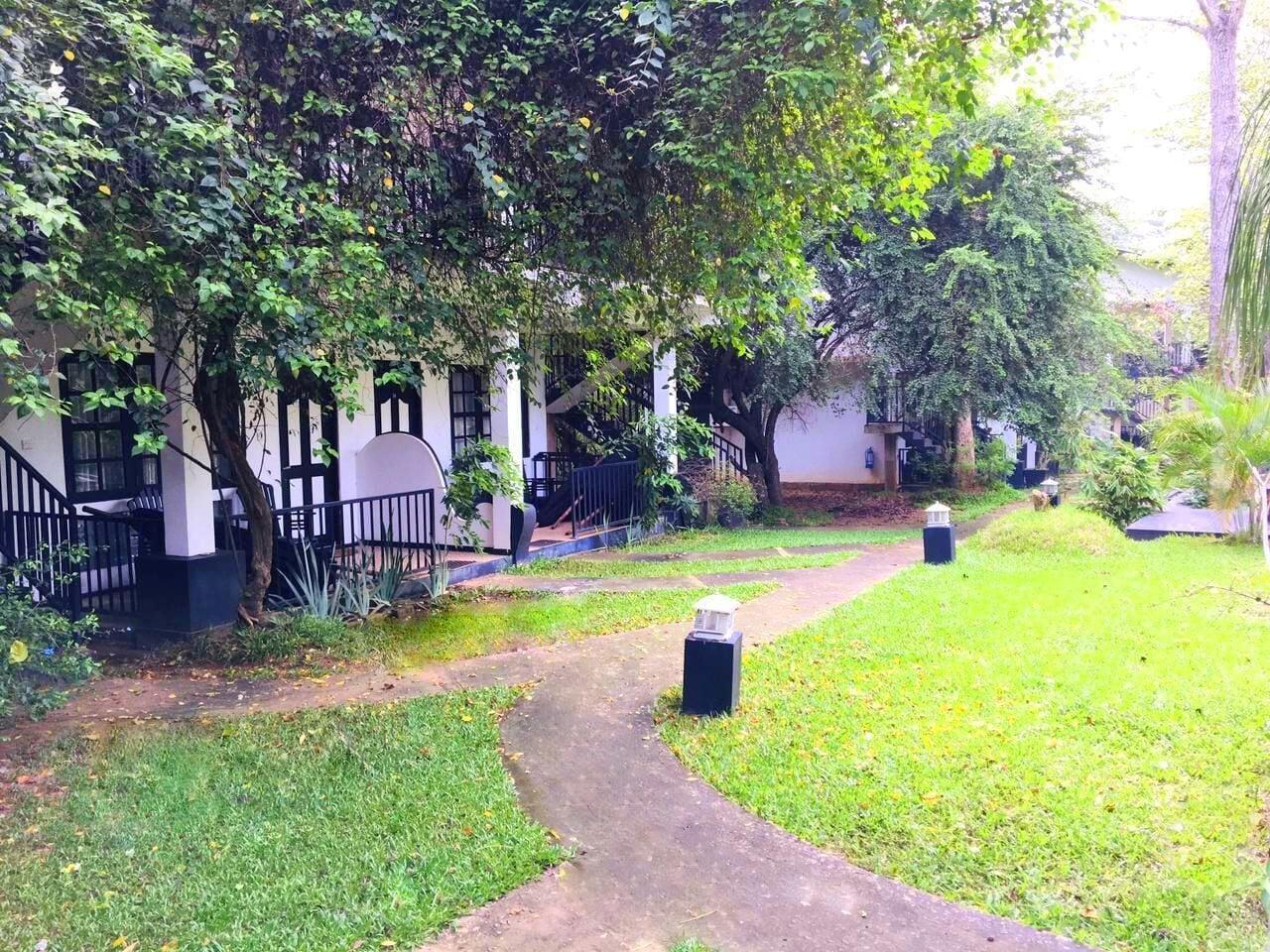 Flower Garden Eco Village Sigiriya Exterior photo