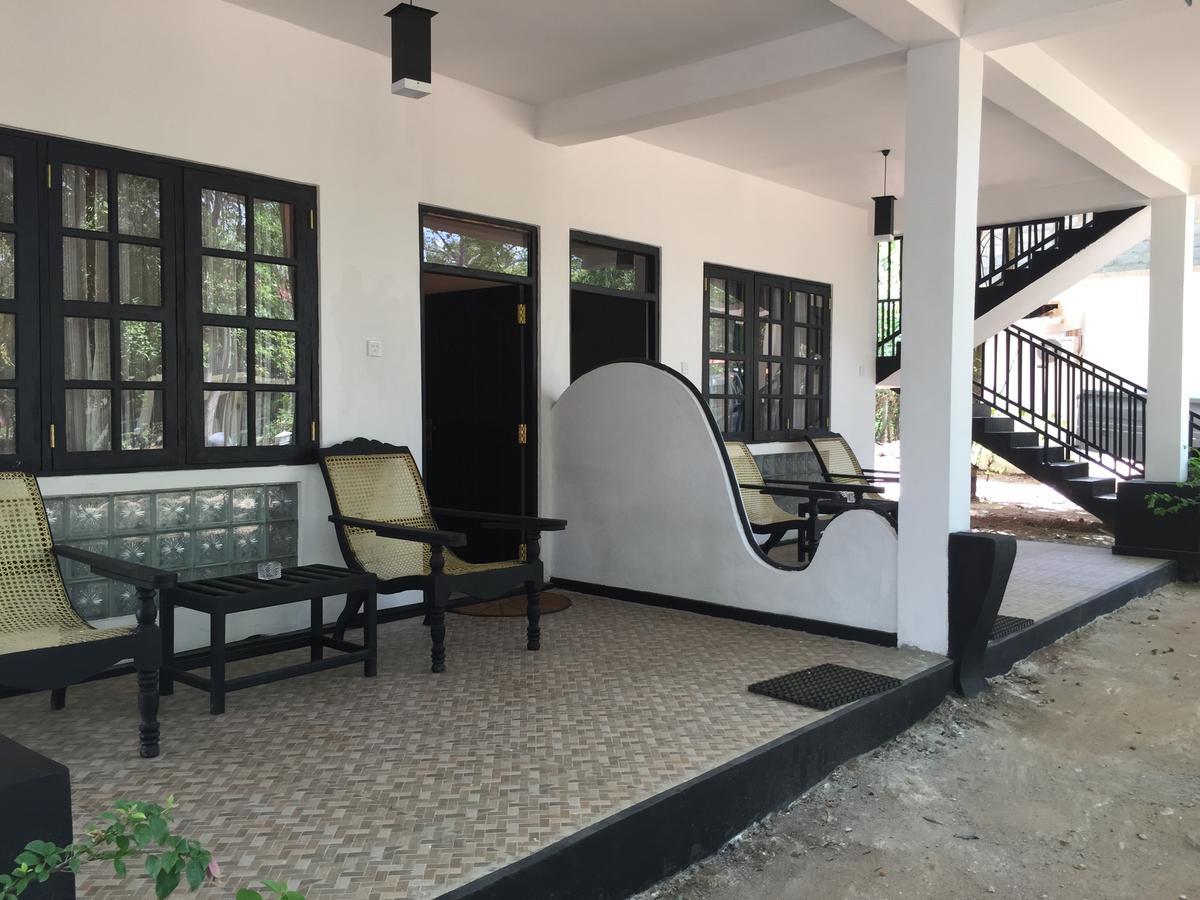 Flower Garden Eco Village Sigiriya Exterior photo